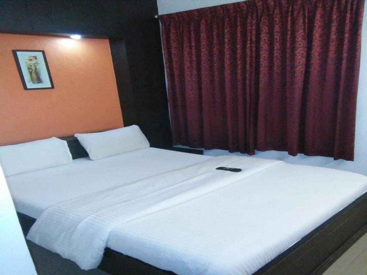 העיר בנגלור Ocean Inn Hotels מראה חיצוני תמונה